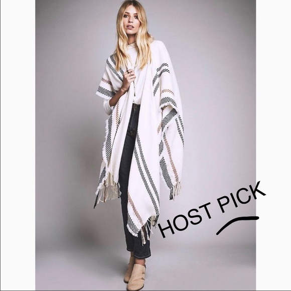 Free People Topanga Fringe Ruana poncho wrap NWOT - Picture 1 of 8